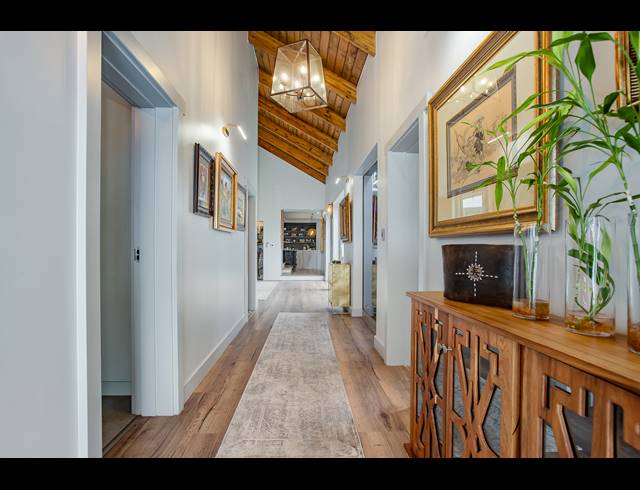 4 BEDROOM FREEHOLD FOR SALE IN LEMOENKLOOF